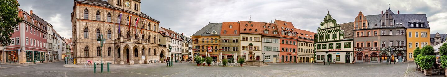 Alter Marktplatz in Weimar © iStock.com / travelview